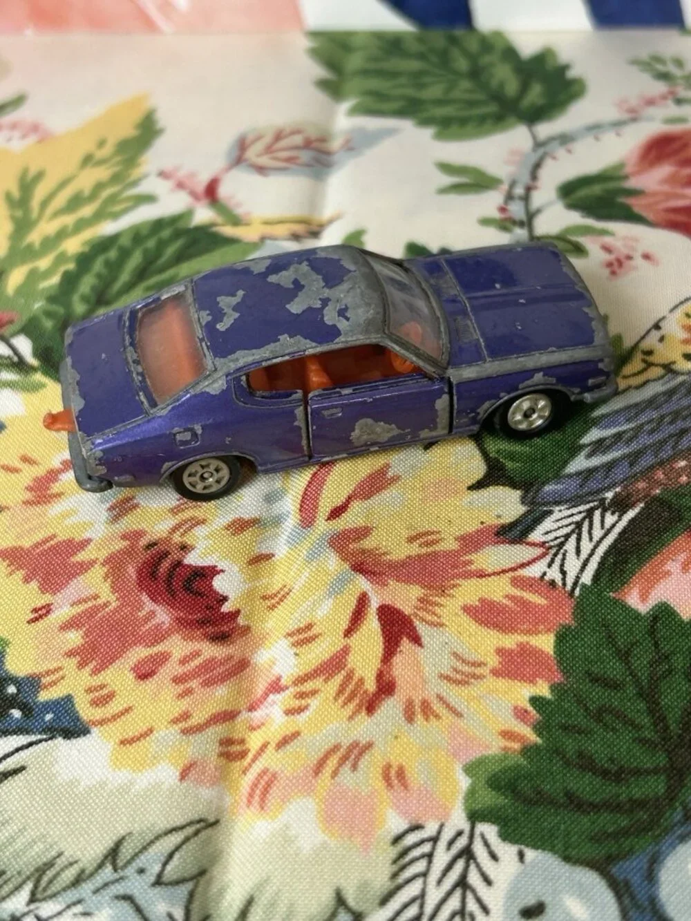 Tomica Nissan Bluebird Car U 1:60 No 62 Japan PURPLE Metallic Vintage Rare HTF